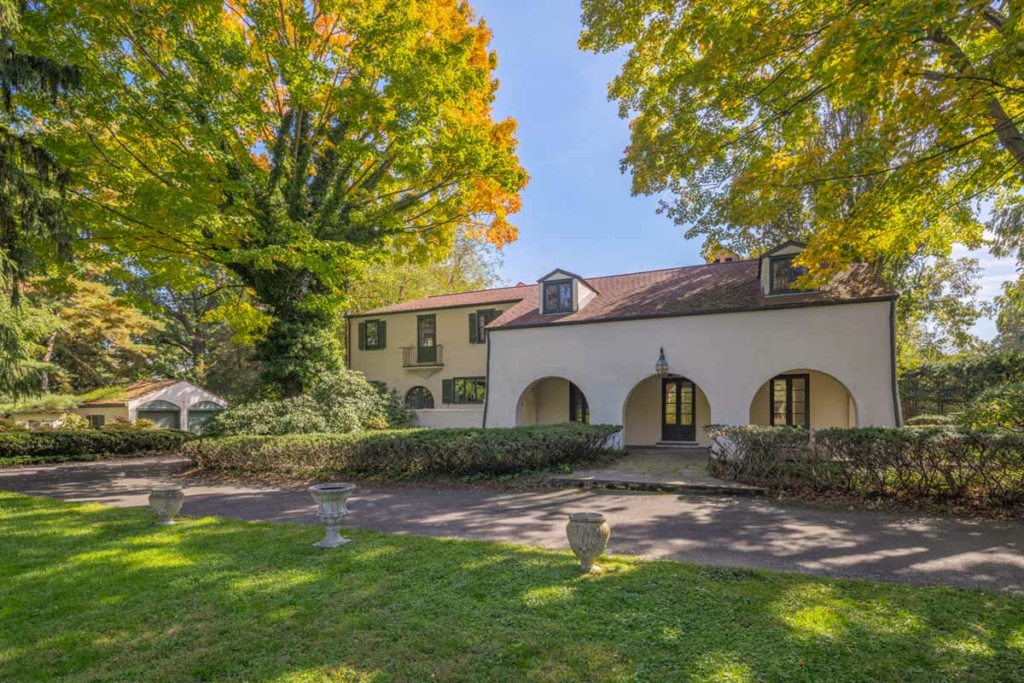 Michelle&Team at William Raveis Real Estate Real Estate Experts Westport, Southport